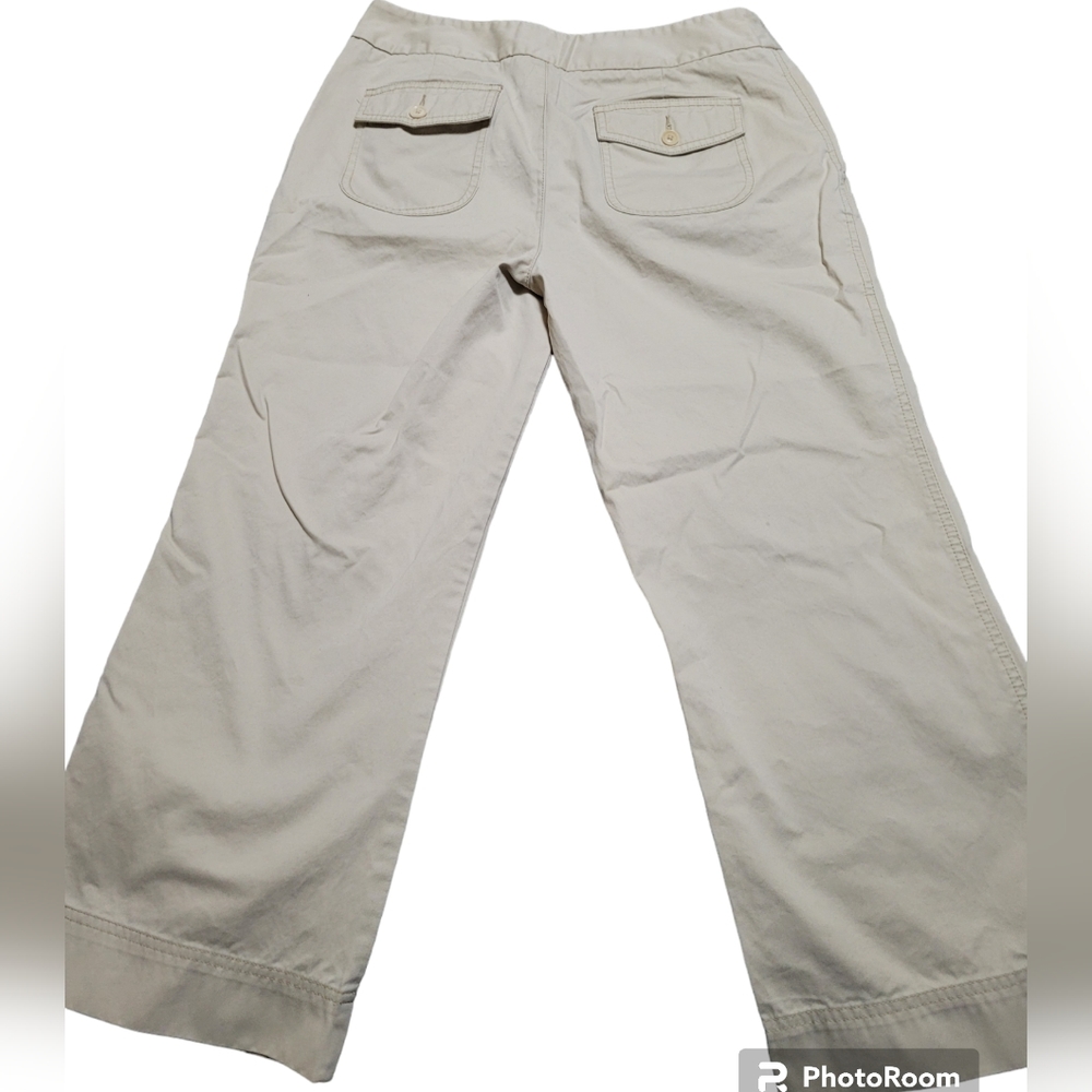 Eddie Bauer Vashion Fit‎ Khaki Cotton Capris, size 6